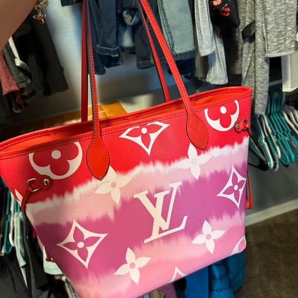 Louis Vuitton Neverfull LV Escale Rouge - Picture 3 of 5